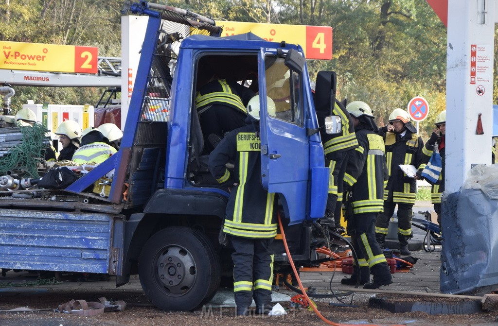 VU PKlemm LKW Tanksaeule A 59 Rich Koenigswinter TRA Schloss Roettgen P065.JPG - Miklos Laubert